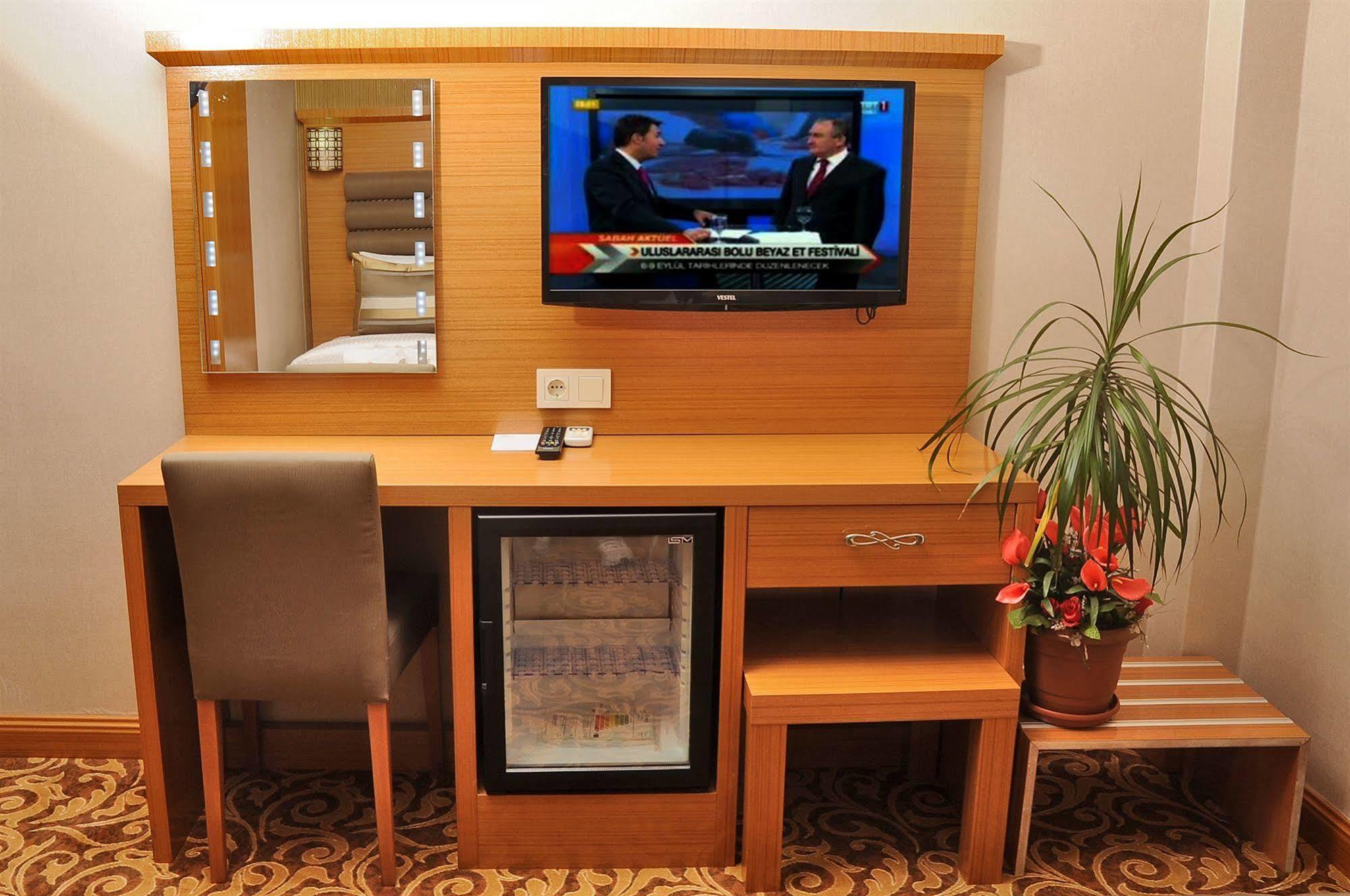 Alfa Hotel Истанбул Екстериор снимка